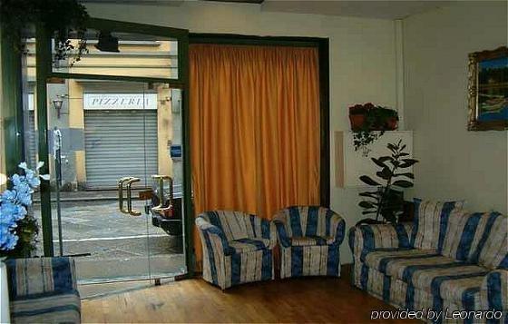 Ascot Lodging Cardano Al Campo Interior foto